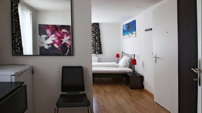 Swiss Star Guesthouse District 4 - Contactless Self Check-In Zurich Room photo