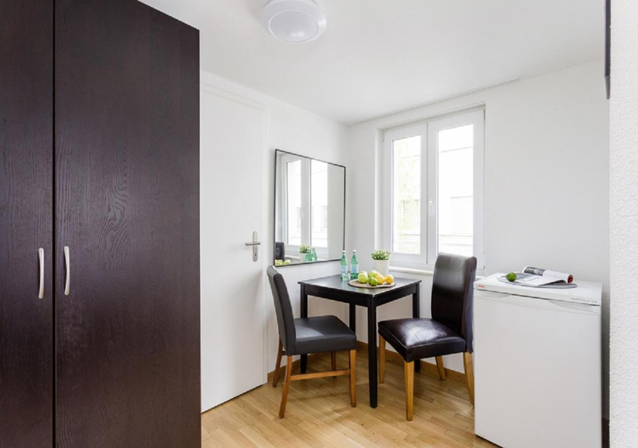 Swiss Star Guesthouse District 4 - Contactless Self Check-In Zurich Exterior photo
